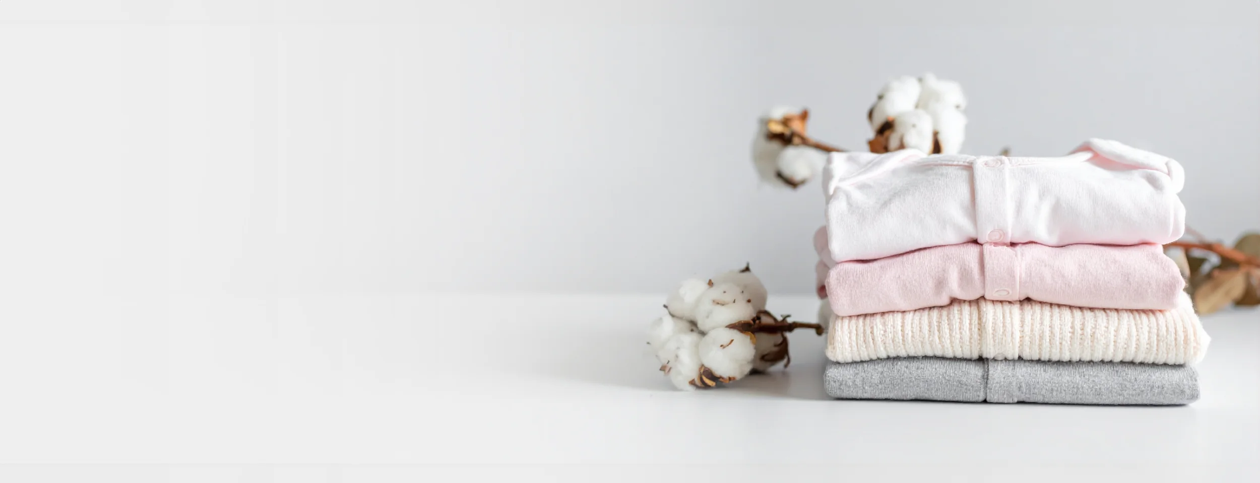 Cari | Ropa para bebés y niños de 000 a 6 años - Enteritos, Jardineros, Conjuntos, Bodies, Accesorios